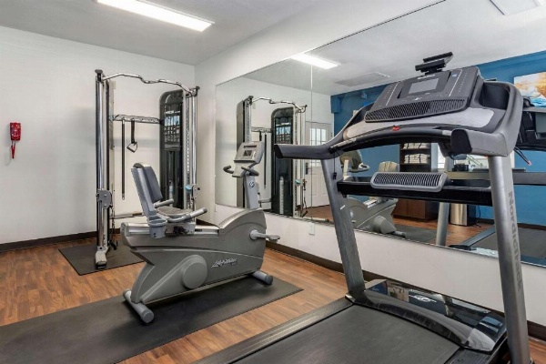 Comfort Inn & Suites Junction City - near Fort Riley image 28