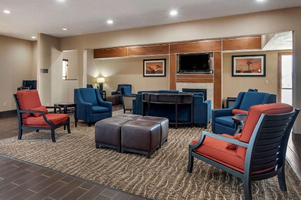 Comfort Inn & Suites Junction City - near Fort Riley Main image